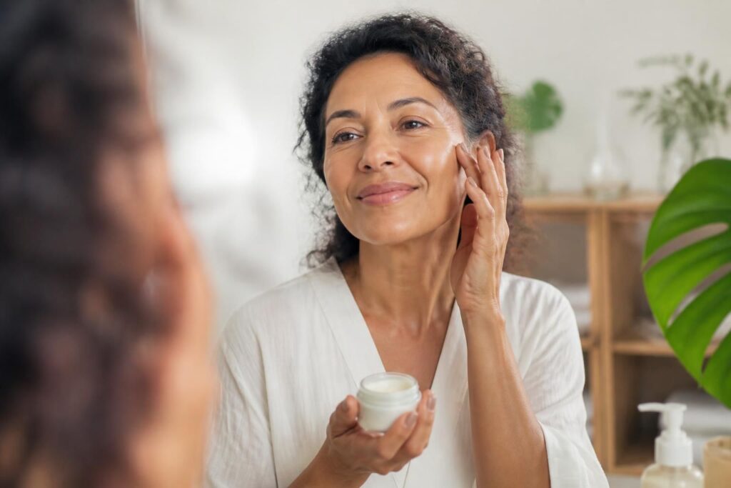 découvrez des avis et retours d'expérience sur les soins adaptés aux peaux matures et teintées, pour une routine beauté efficace et personnalisée.